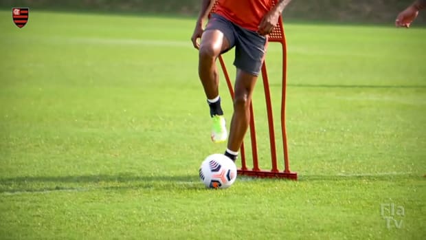 Flamengo prepare for the clash against Barcelona SC
